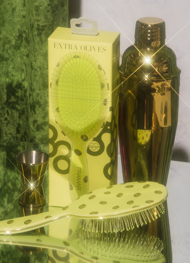 FRAMAR DETANGLE BRUSH - EXTRA OLIVES image number 3