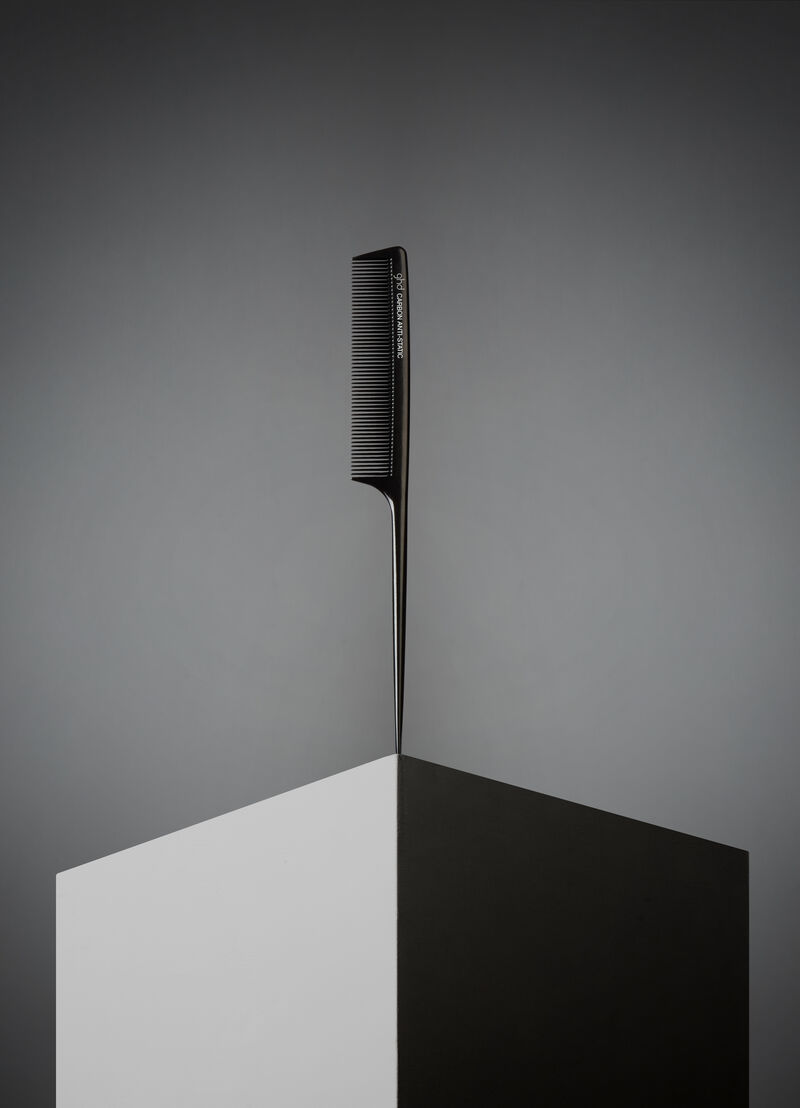 GHD BRUSH THE SECTIONER (TAIL COMB) image number 0