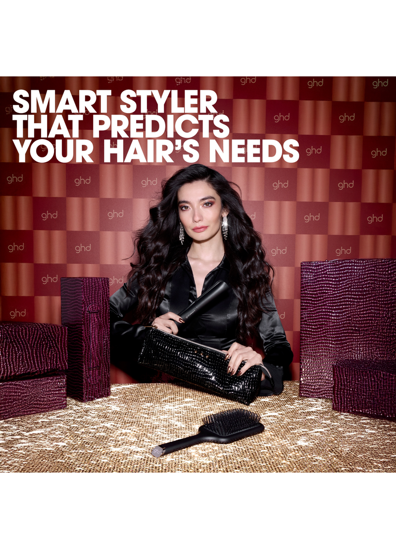 GHD PLATINUM+ FLAT IRON FESTIVE GIFT SET